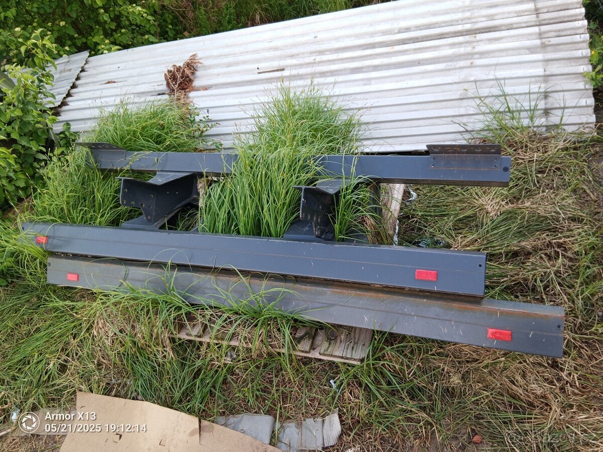 Zadní nárazník různé druhy - 7