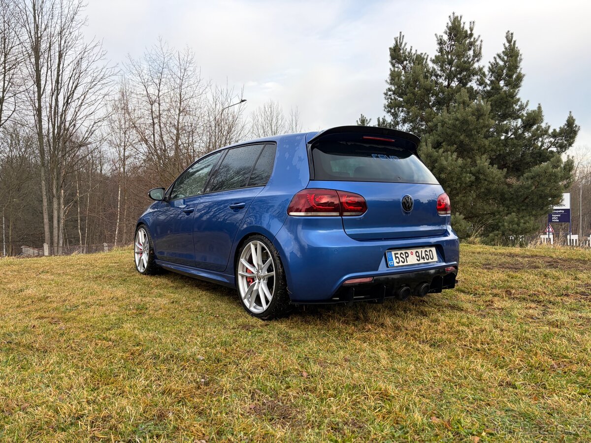 Volkswagen Golf 6R - 7