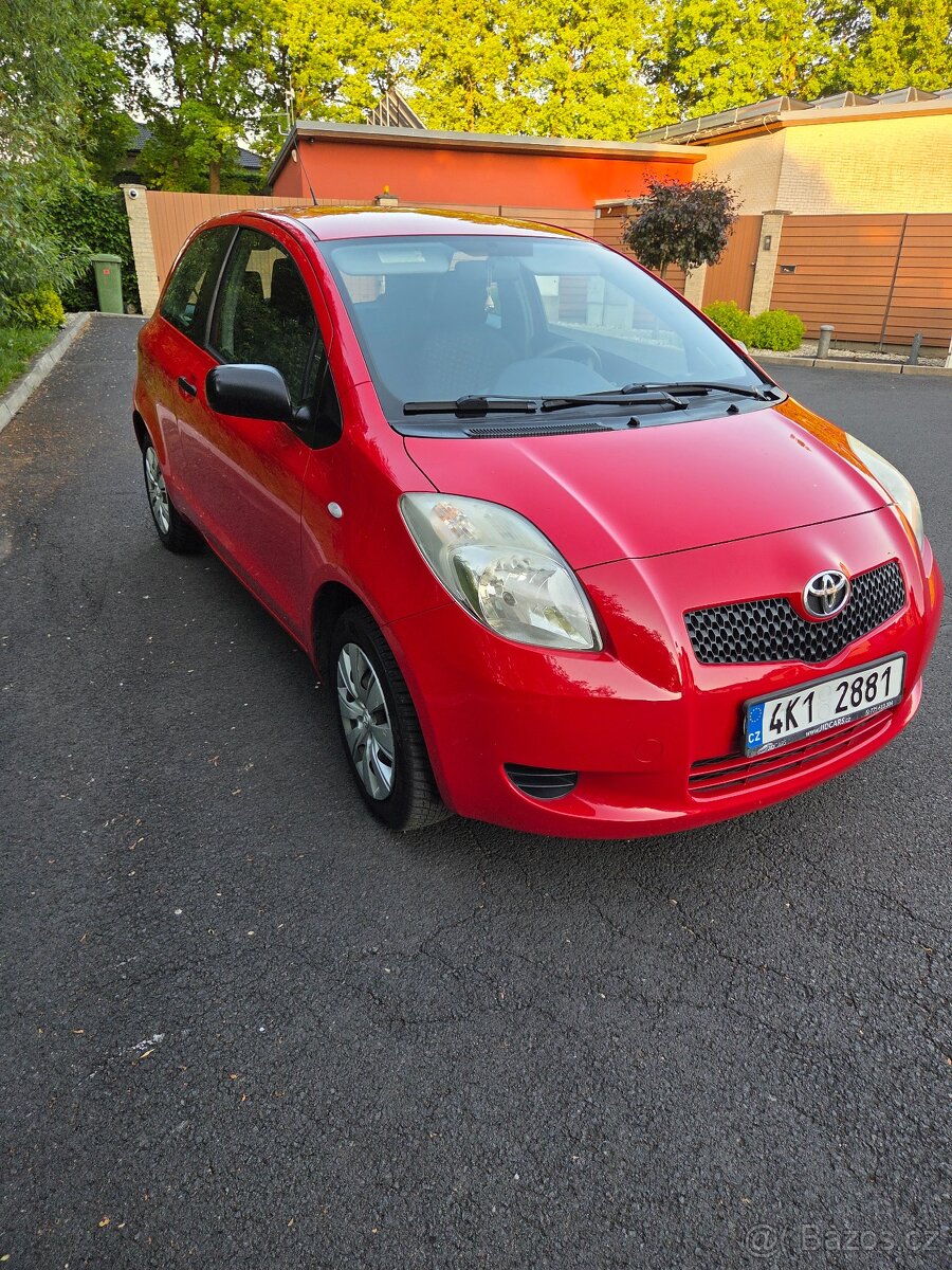 Toyota Yaris 1.0VVTI - 7