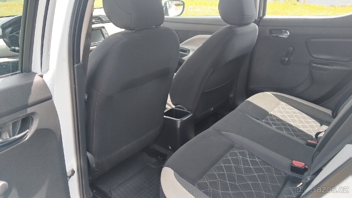 Prodám Nissan Micra - 7