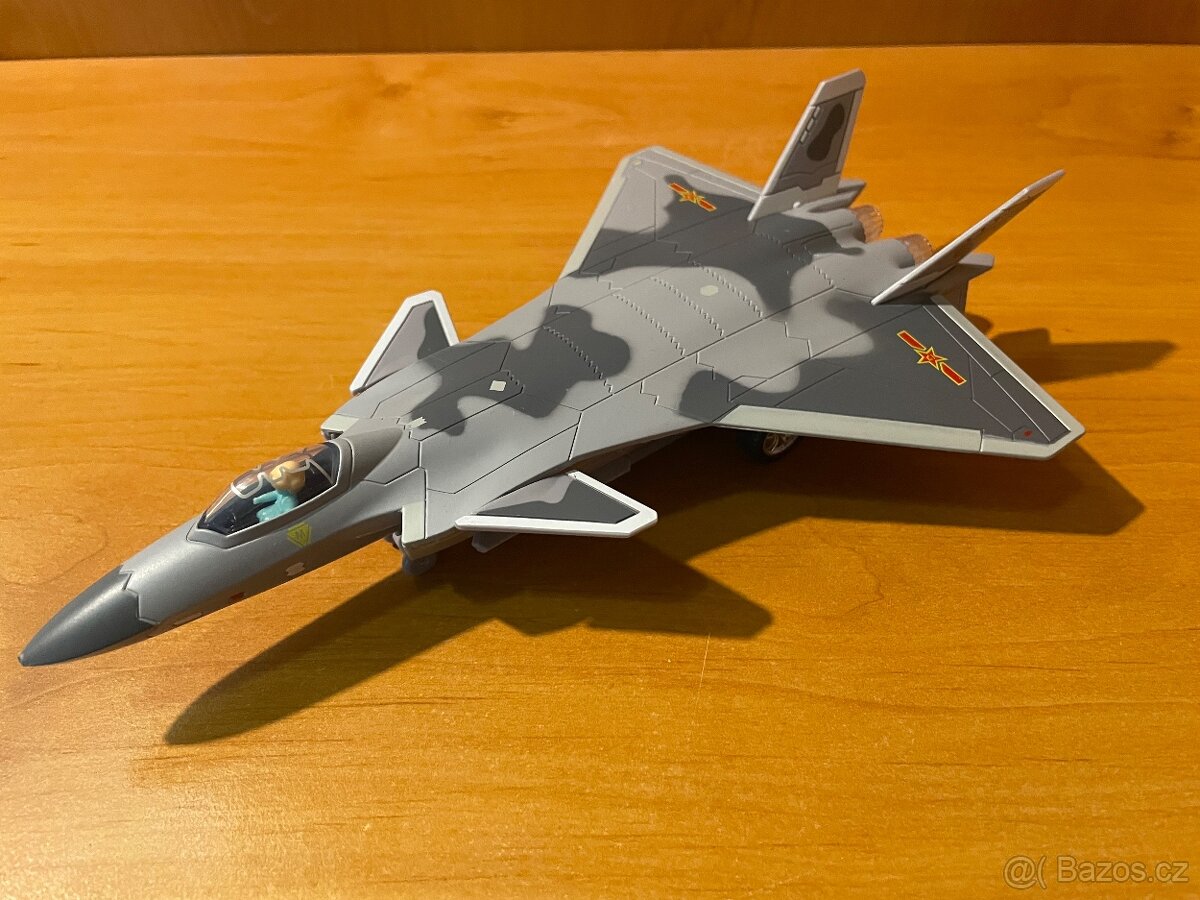 Plastové modely letadel - hračky - 7