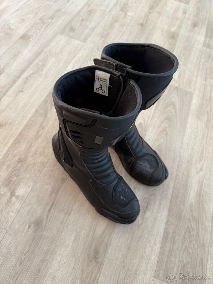 Kompletní motorkářská výbava - 7