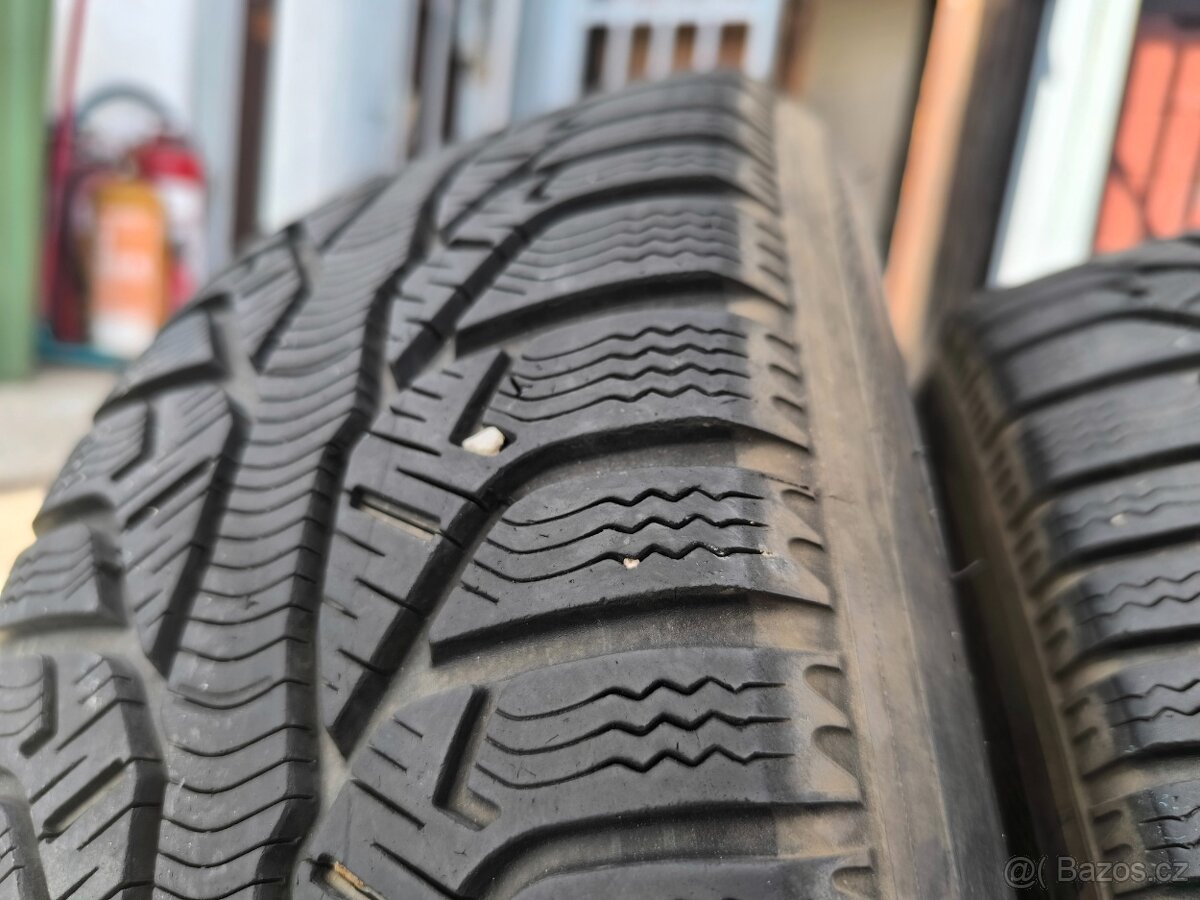 ALU kola 16" zimní Kleber 195/55 r16, originál BMW - 7