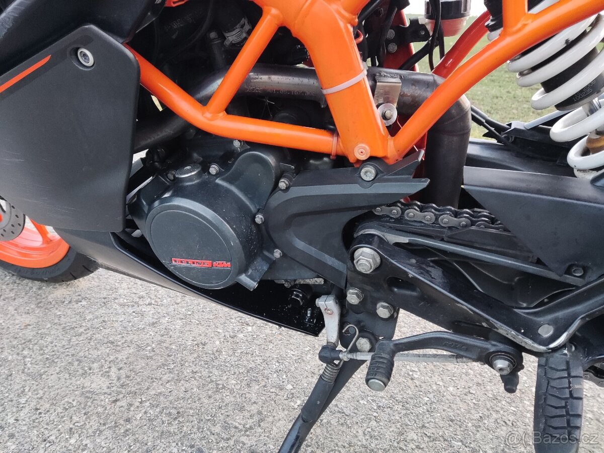 KTM RC 125 - 7
