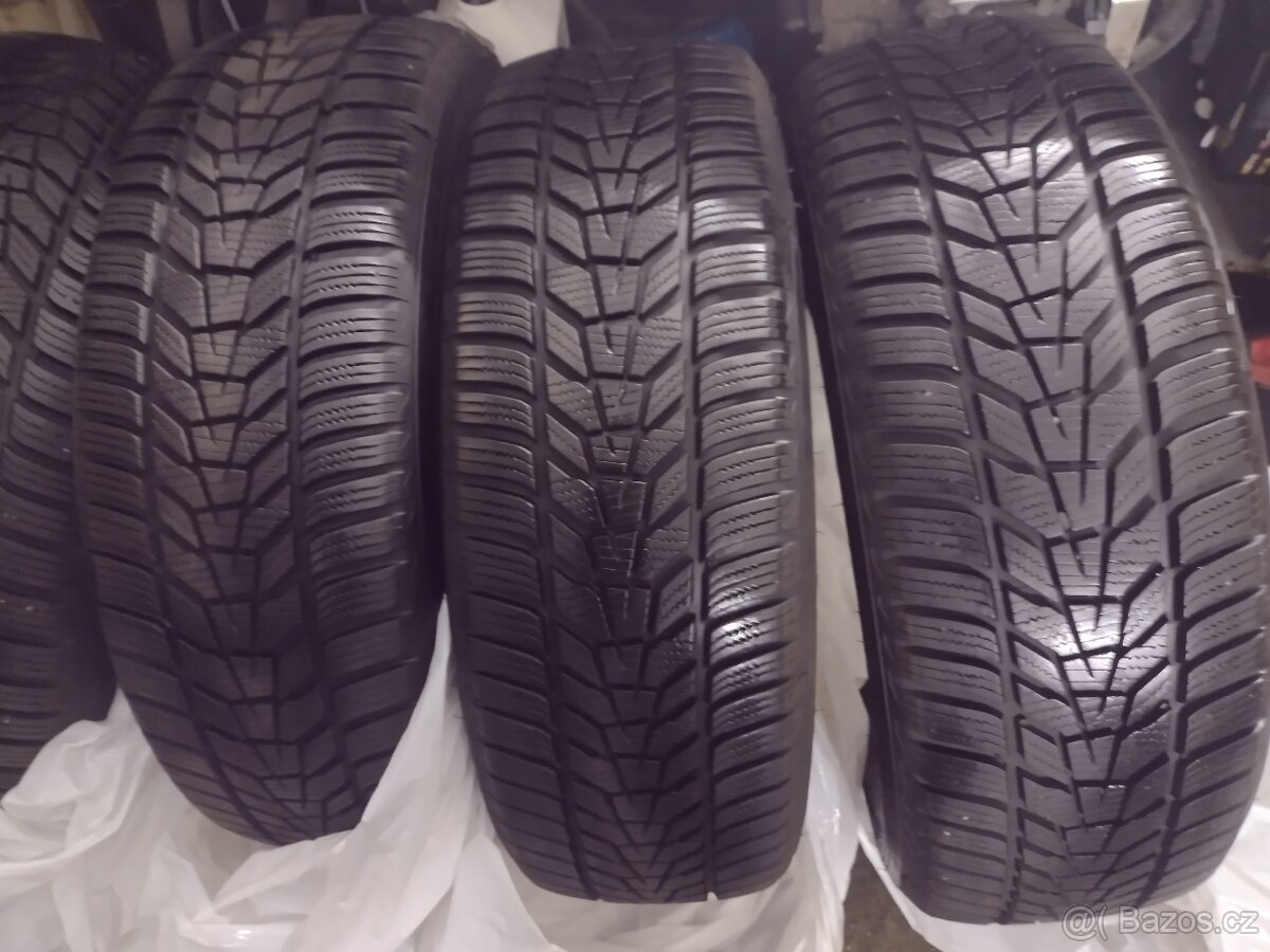 Prodám 215/60R17 96 H - 7