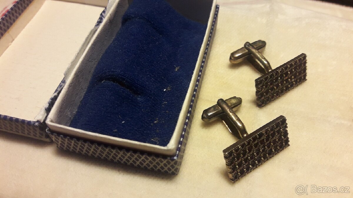 Český granát starožitné šperky - 7