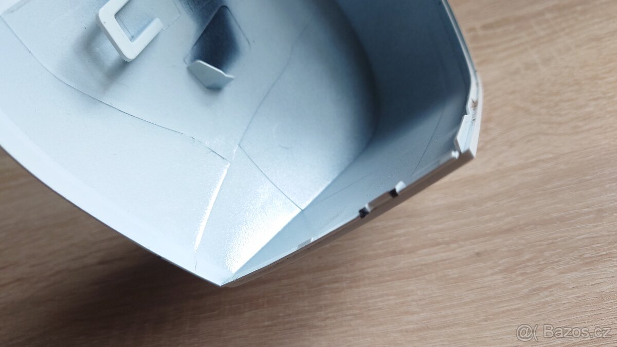 Kryt pravého zrcátka - 7