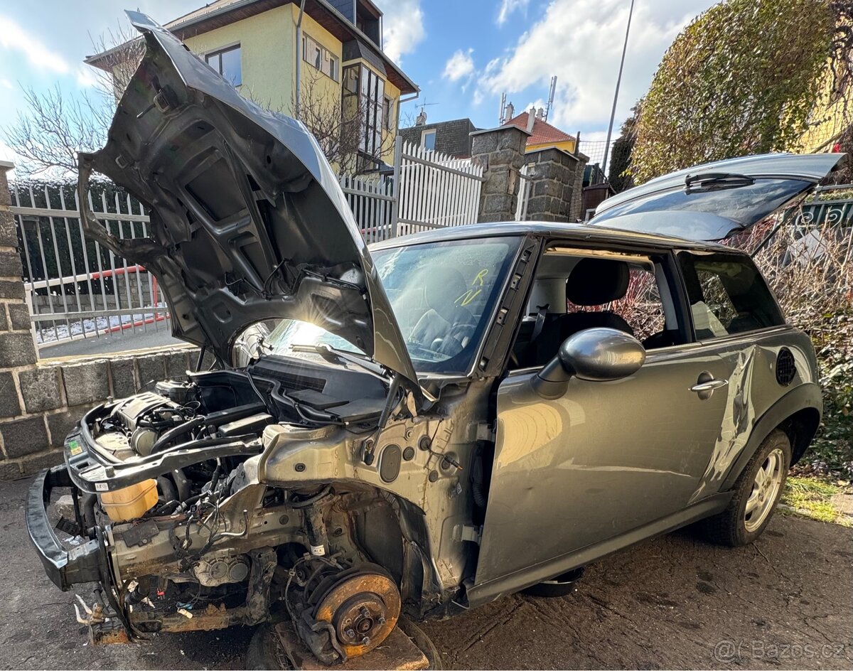 Mini Cooper R56 (2010) 1.4 70Kw – rozprodám na ND - 7