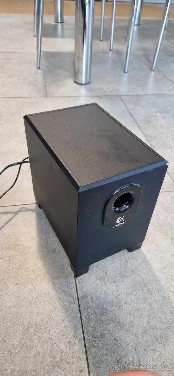 Logitech X-240 - 7