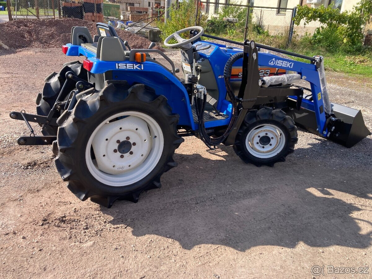 Malotraktor Iseki Sial 223 s čelním nakladačem - 7