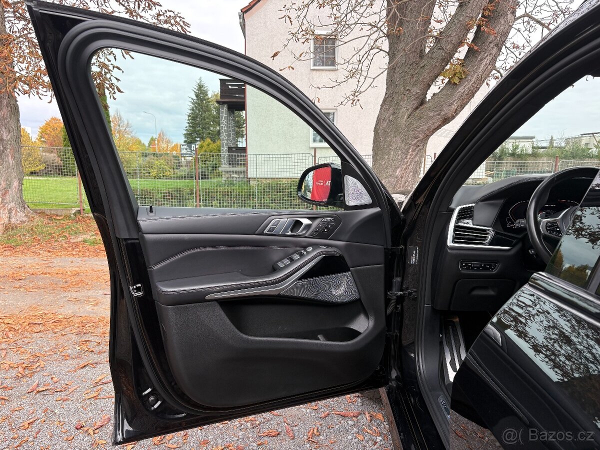 BMW X7 3.0 M50d DPH, 7MÍST, MAX VÝBAVA - 7