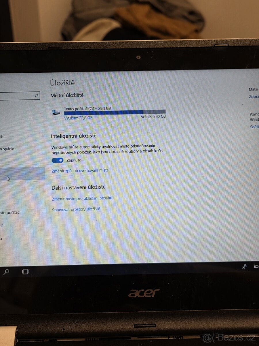 Acer R3-131T konvertibilní notebook dotykovým displejem - 7