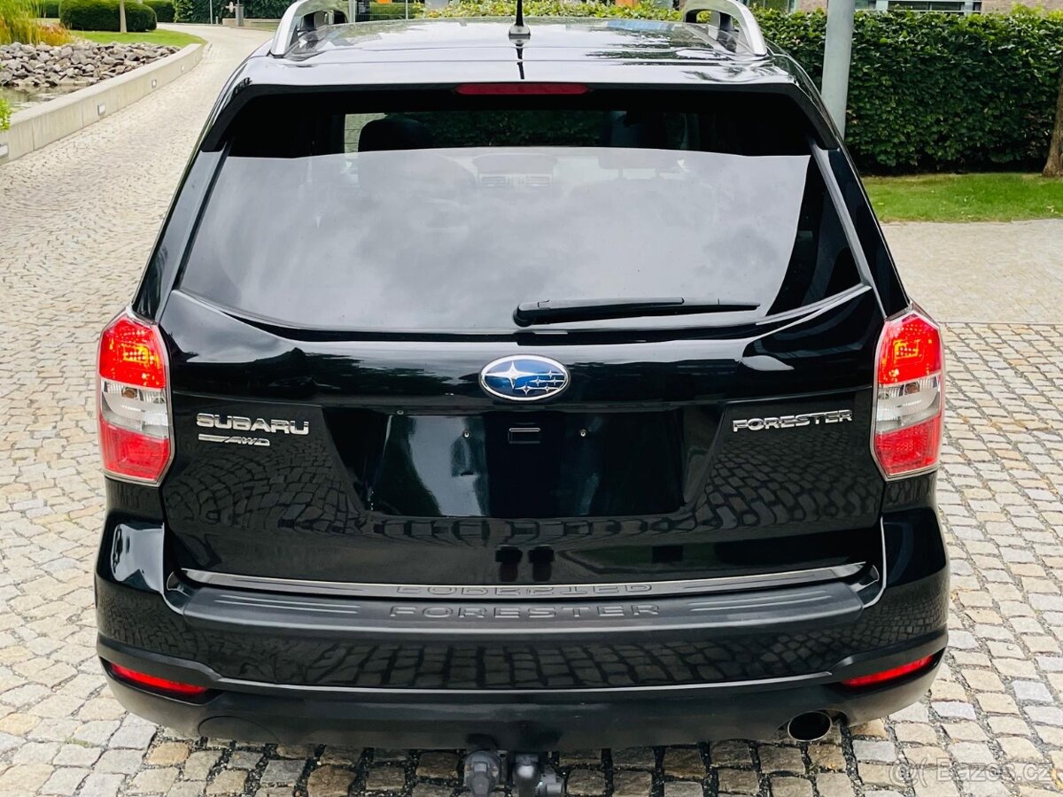 Subaru Forester 2.0i 4x4 AUT 1MAJITEL TAŽNÉ SERVISKA - 7