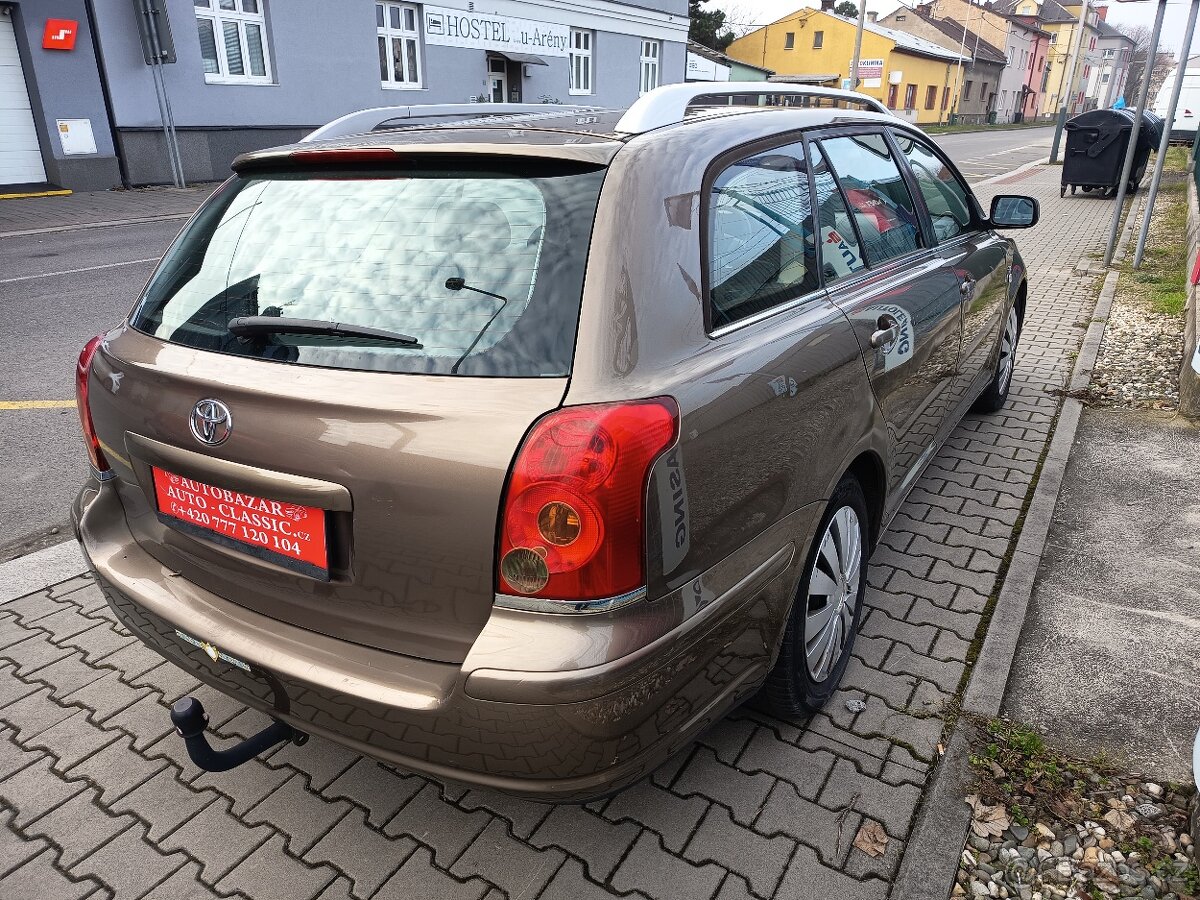 Toyota Avensis combi 2,0D-4D Comfort ČR - 7