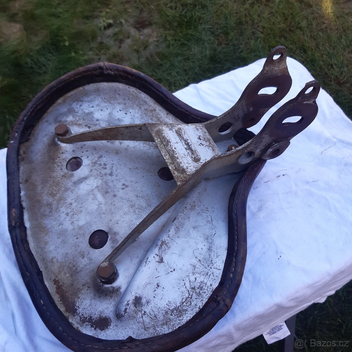 Jawa 250-350 pérák-přední sedlo - 7