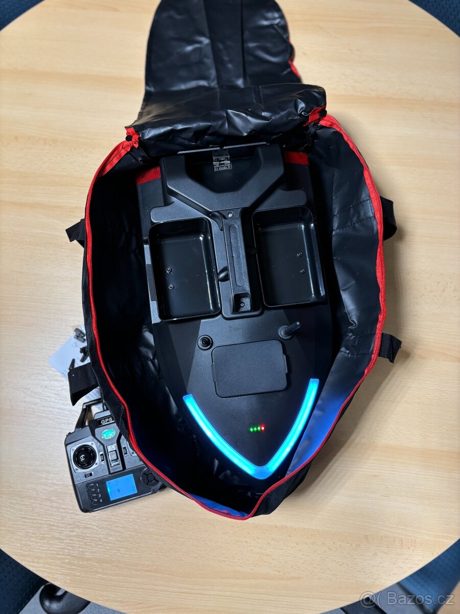 Tříkomorová ČERNÁ loďka s GPS s bater 12000mAh včetněObalu - 7