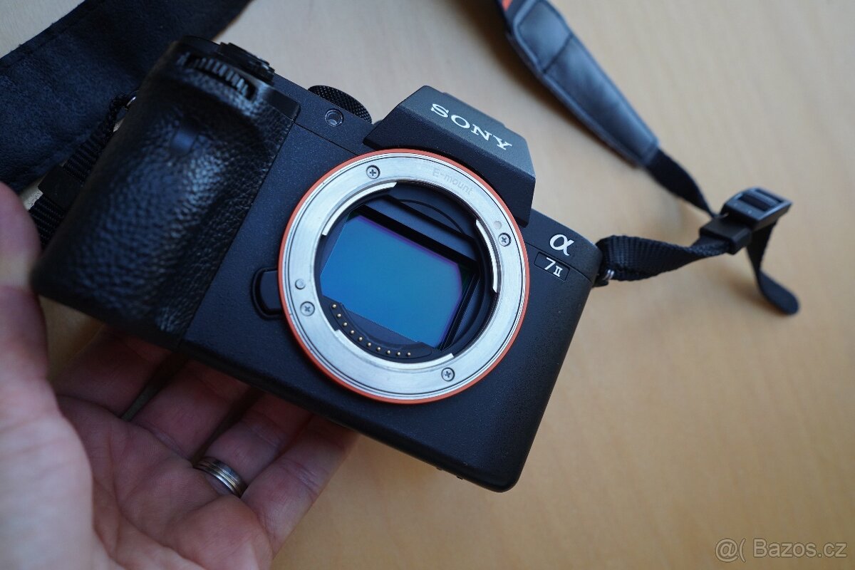 Sony Alpha A7 ii tělo - 7