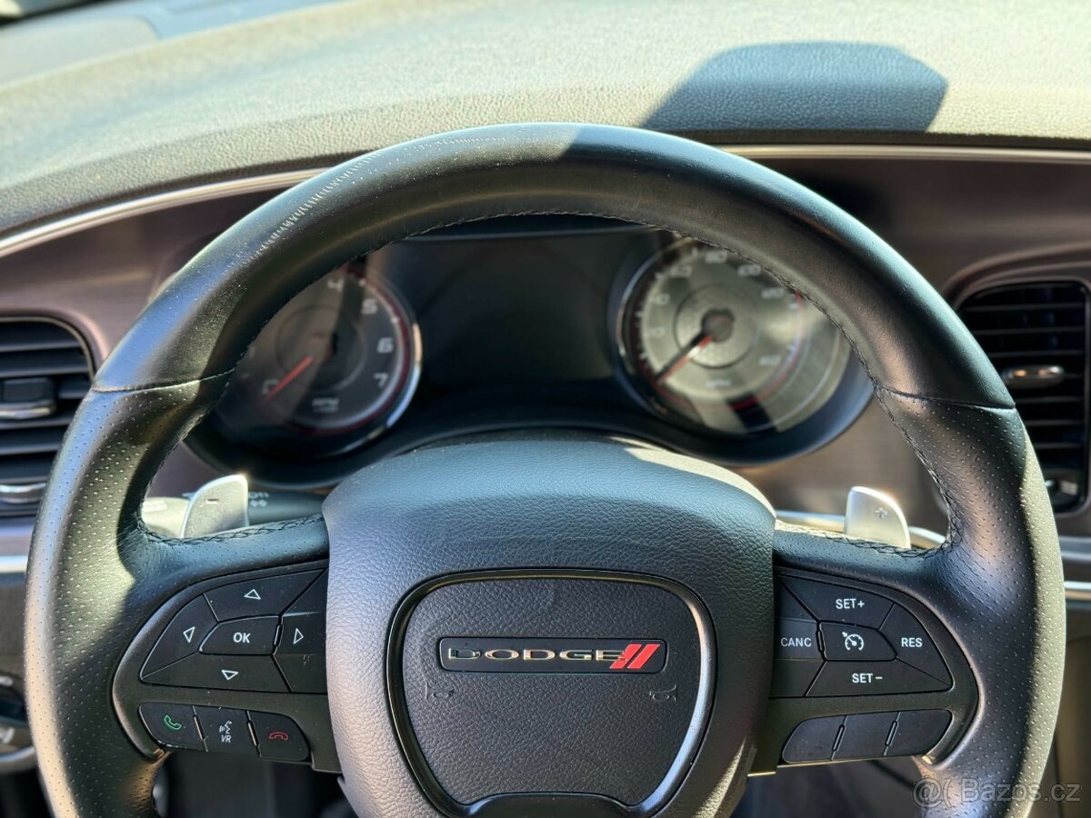 Dodge Charger 2015 5,7 V8 - 7