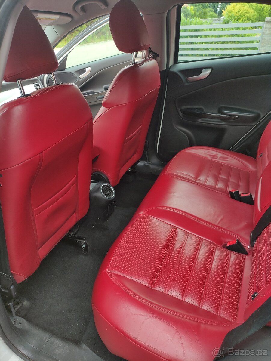 ALFA ROMEO GIULIETTA 1.6 - 7