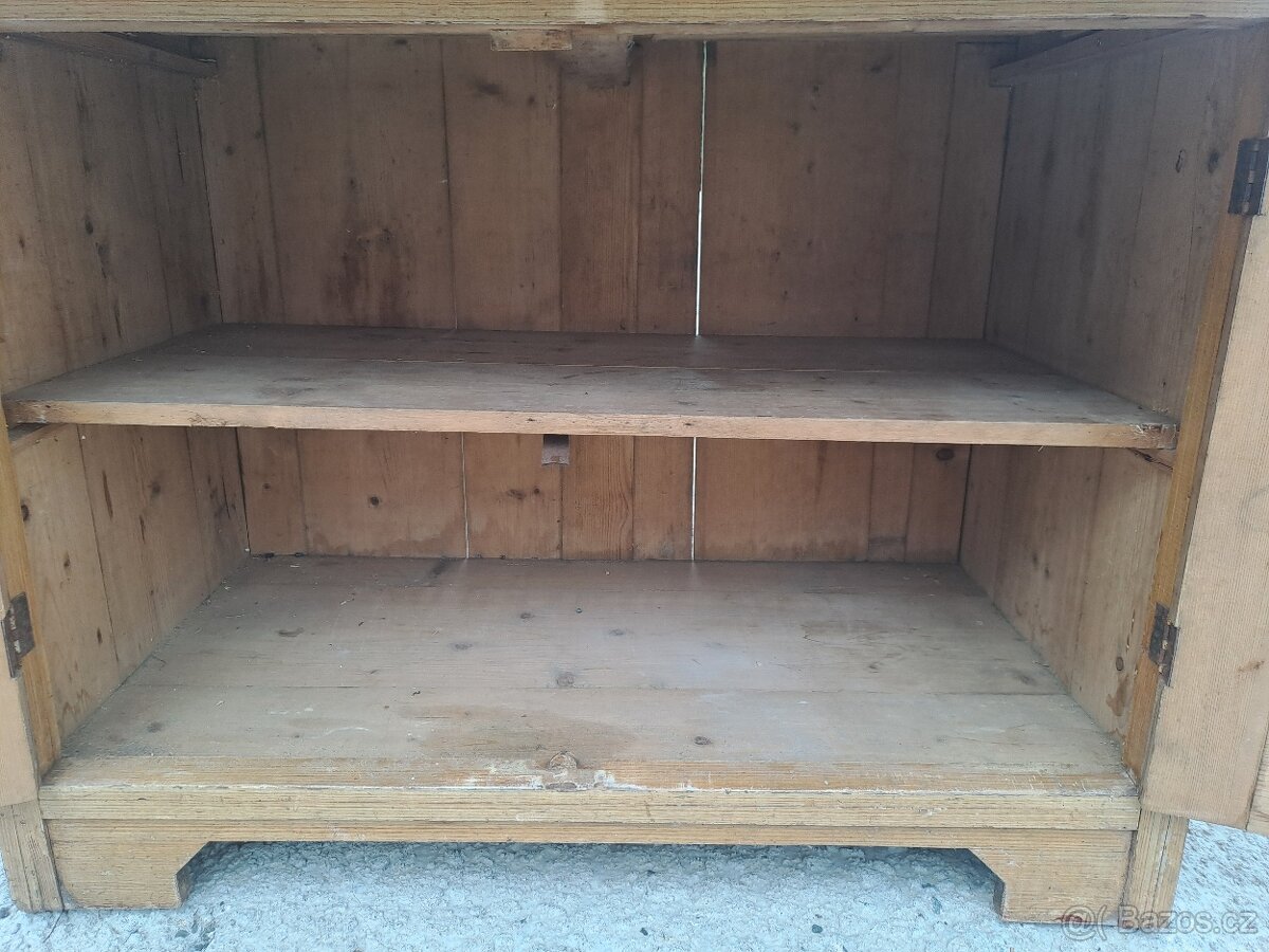 babiččin kredenc na chalupu - 7