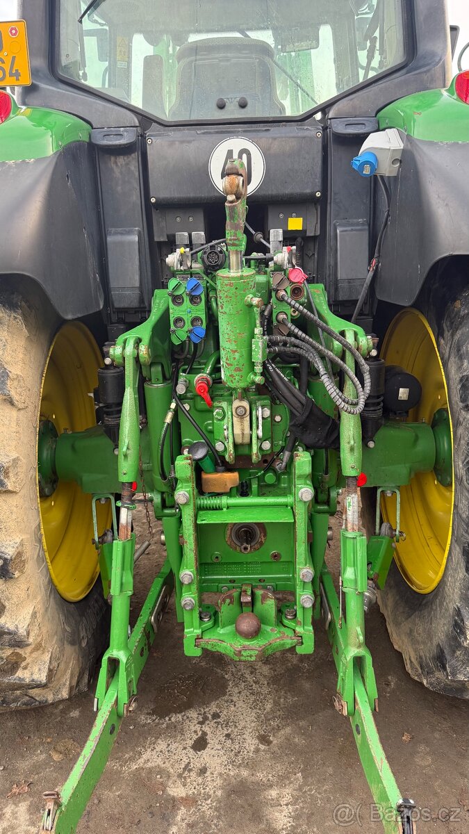 Traktor John Deere 6175 m - 7