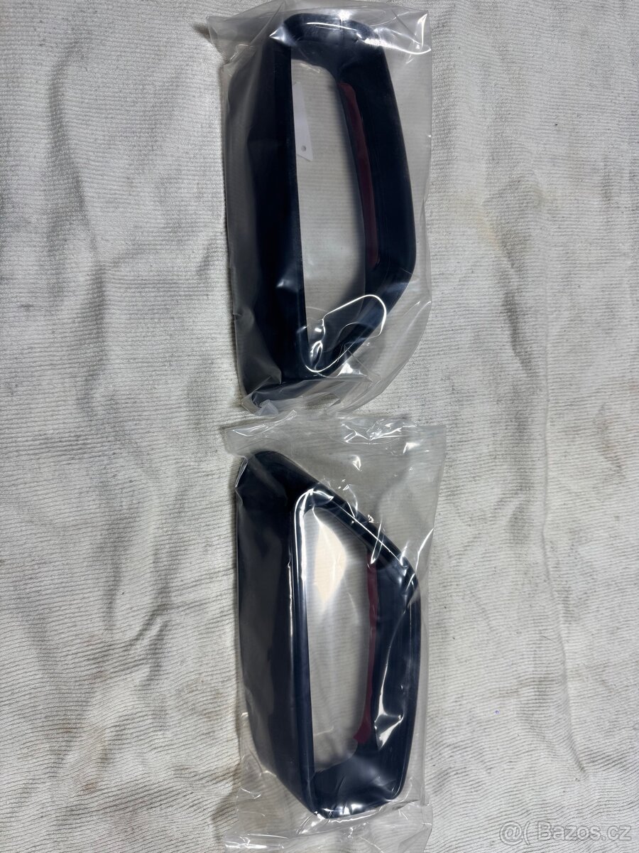 doplnky černý lesk na bmw g30 před face cena za vše 3500 - 7