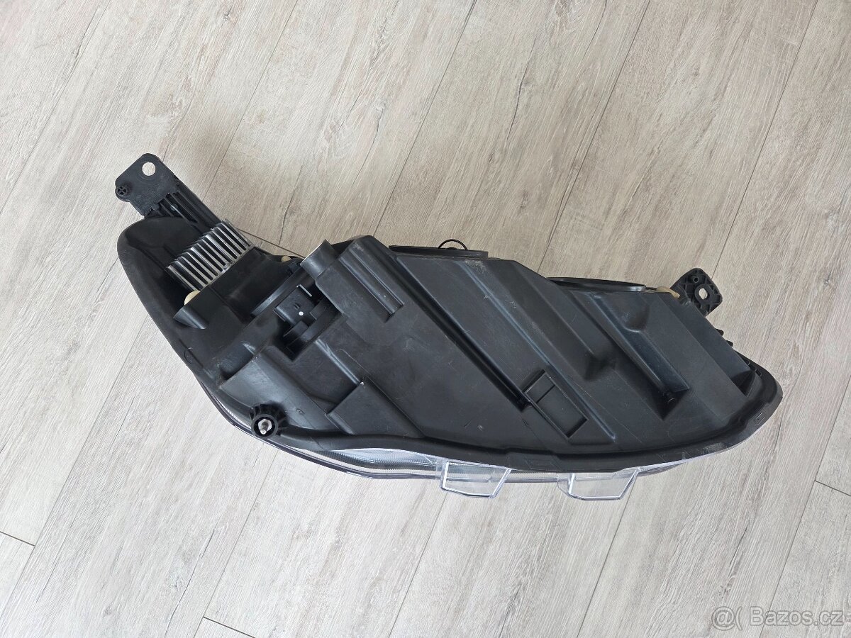 Přední levé světlo Ford Focus Mk.4 - 7