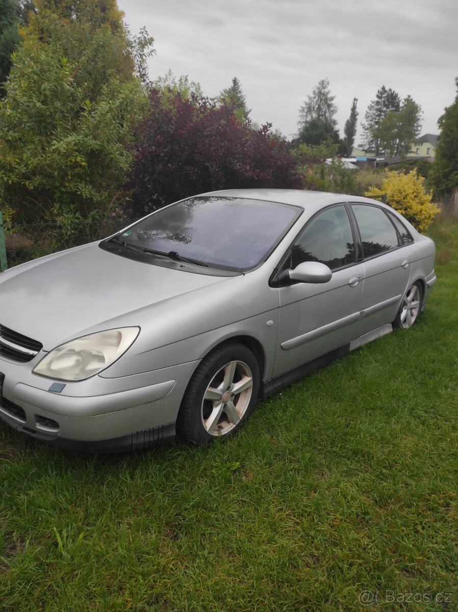 2x Citroen C5 sedan a kombi - 7