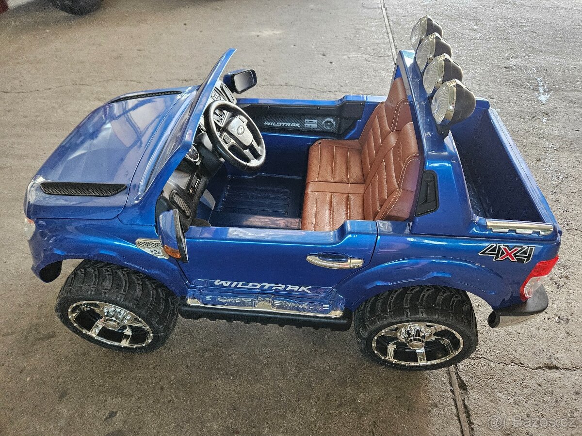 Elektrické autíčko - minimálně používané - 7