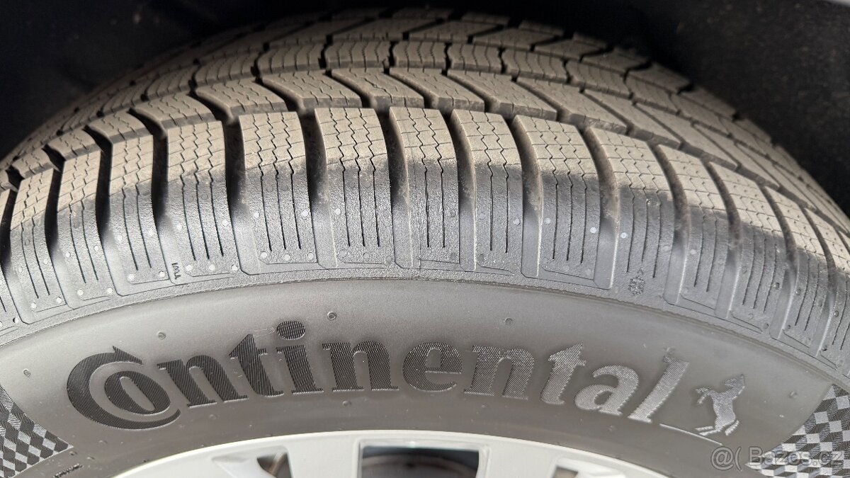 Volkswagen Touareg //3.0TDi//170kW//TOP-STAV//SERVIS-VW// - 7