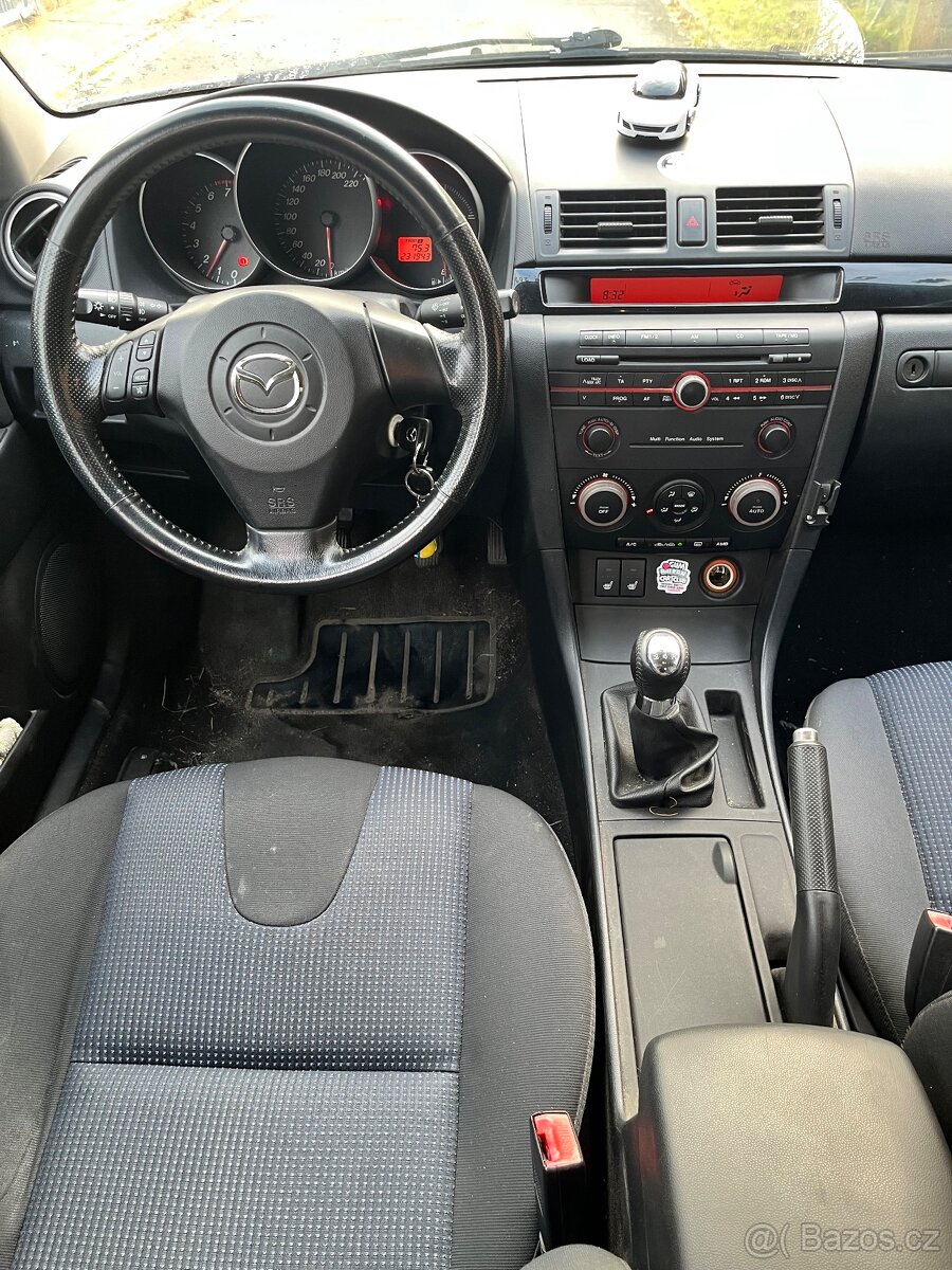 Mazda 3 - 7
