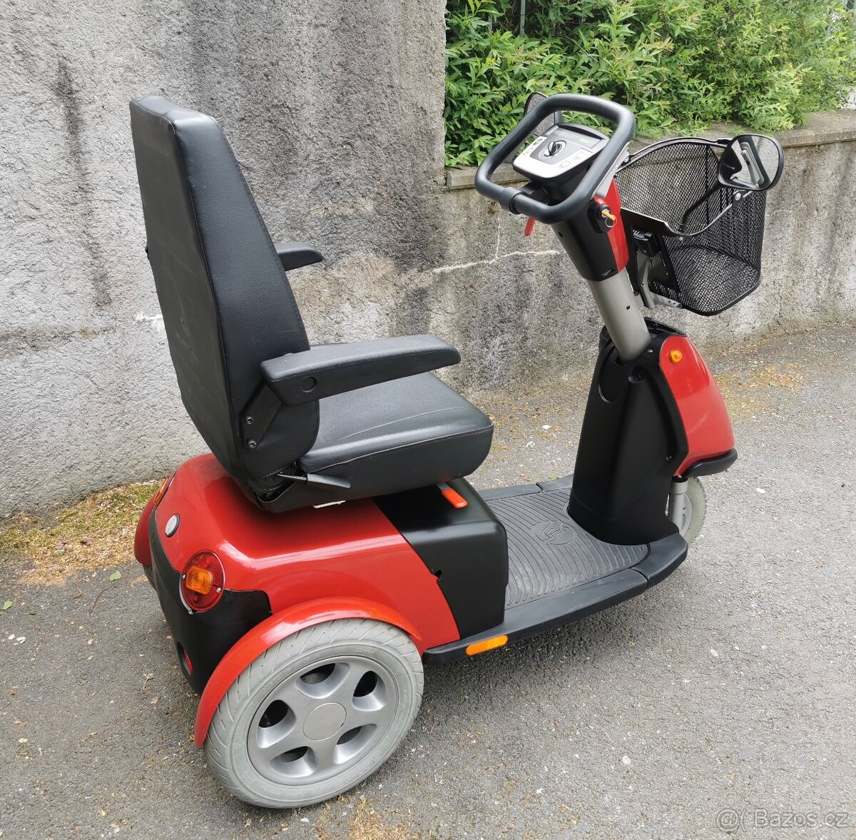 Elektrický skútr Trophy Booster 6 - 7