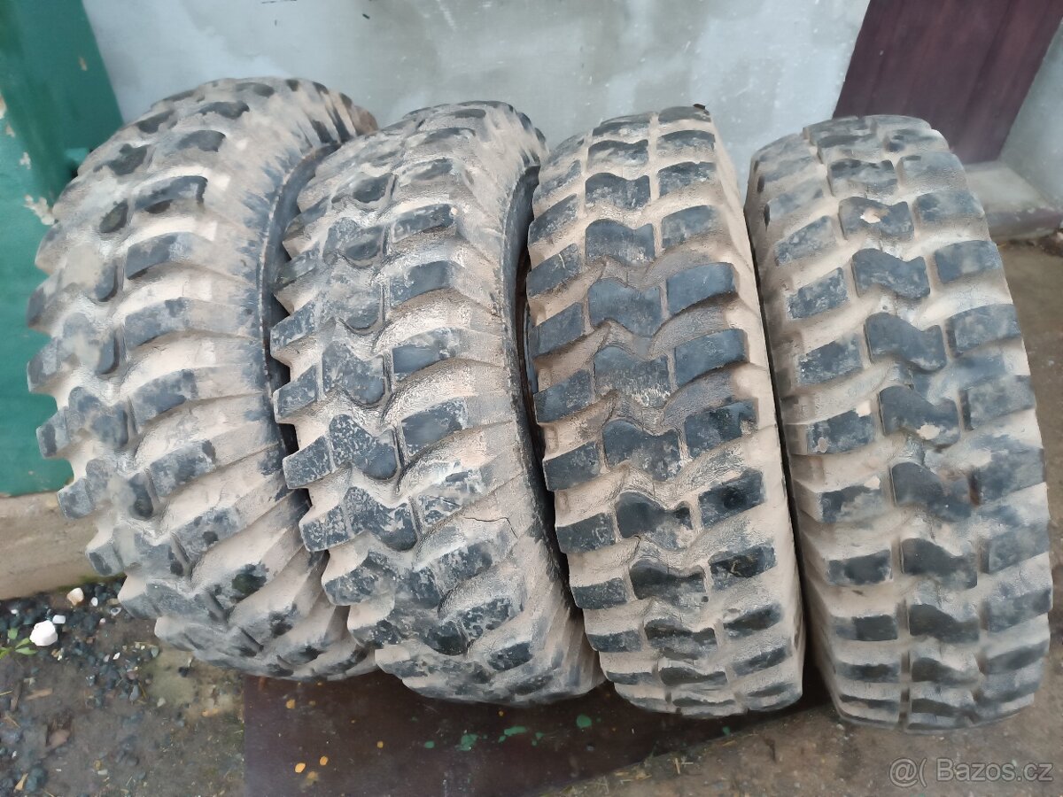 10,50-16 kola na vlek 7t - 7