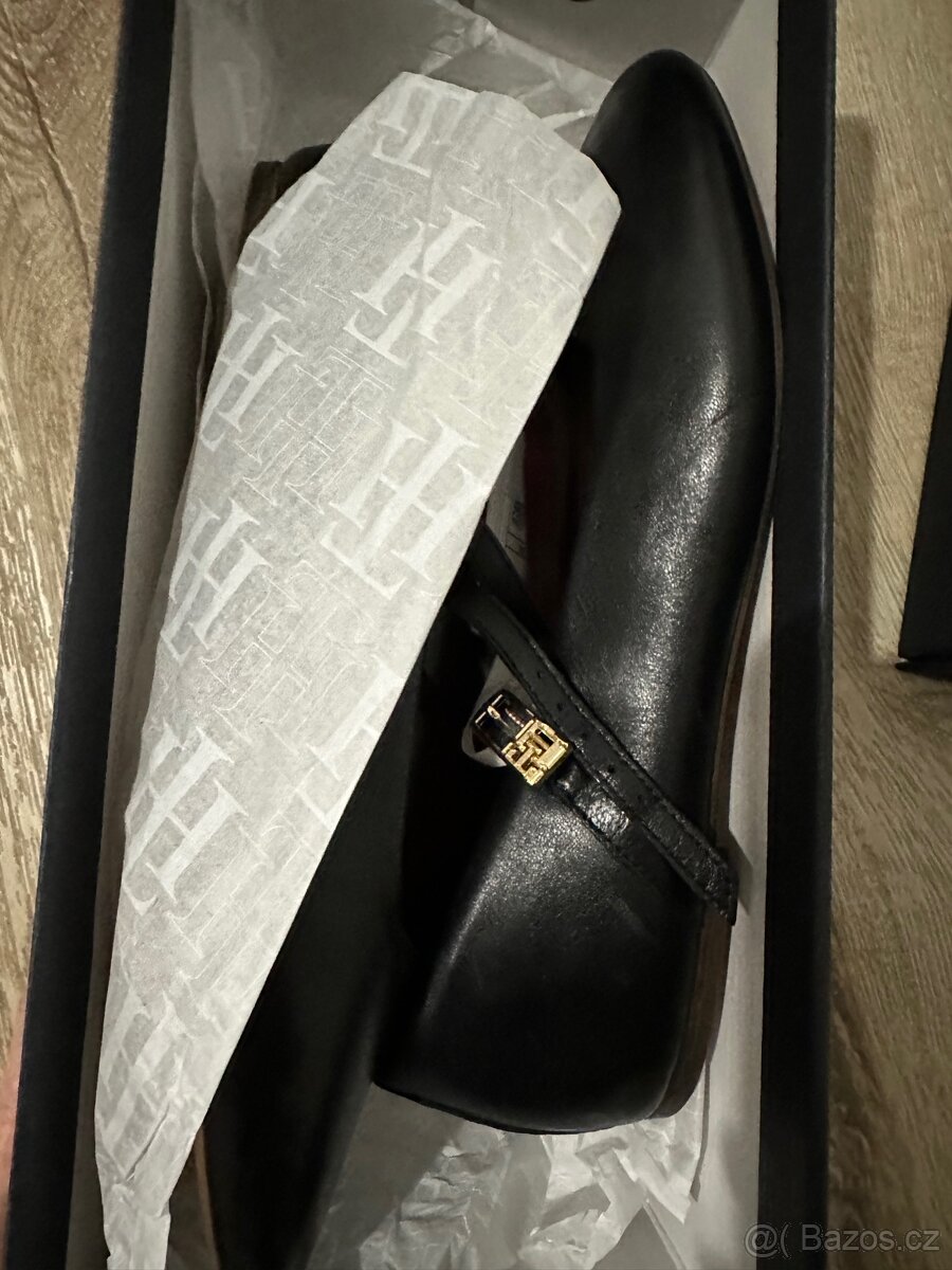 Tommy Hilfiger kožené baleriny Mary Jane - 7