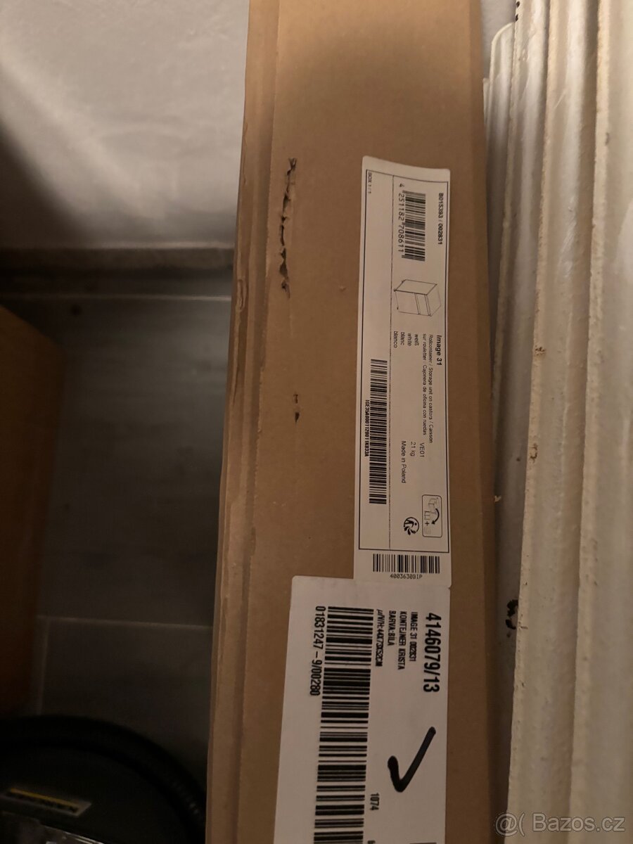 Prodám set stůl+kontejner+skřín - 3 měsíce staré - 7