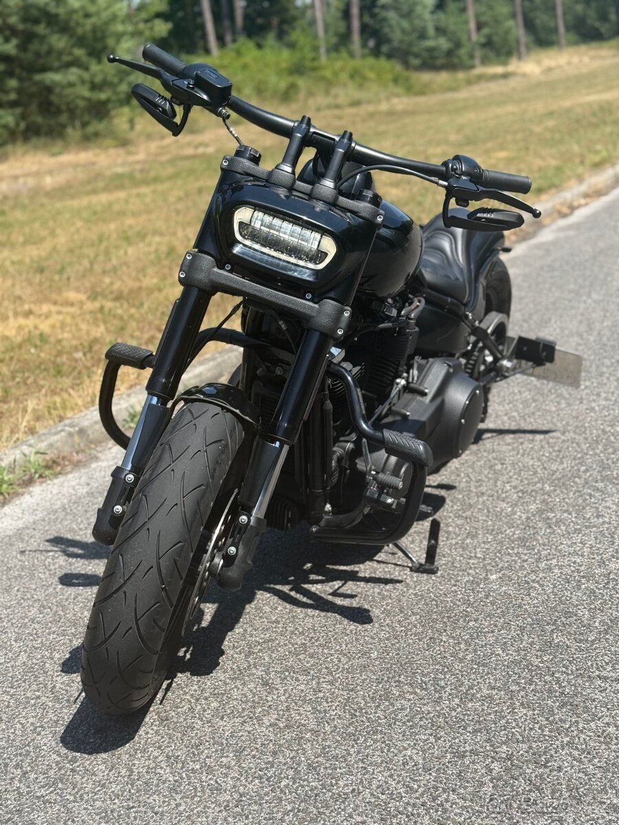HARLEY DAVIDSON FAT BOB 107 - 7