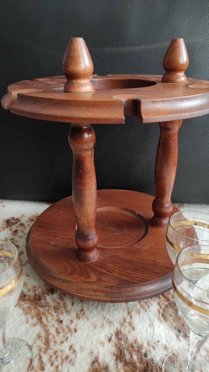 Bar, stojan dřevěný sklenice 6 ks, místo na láhev - 7