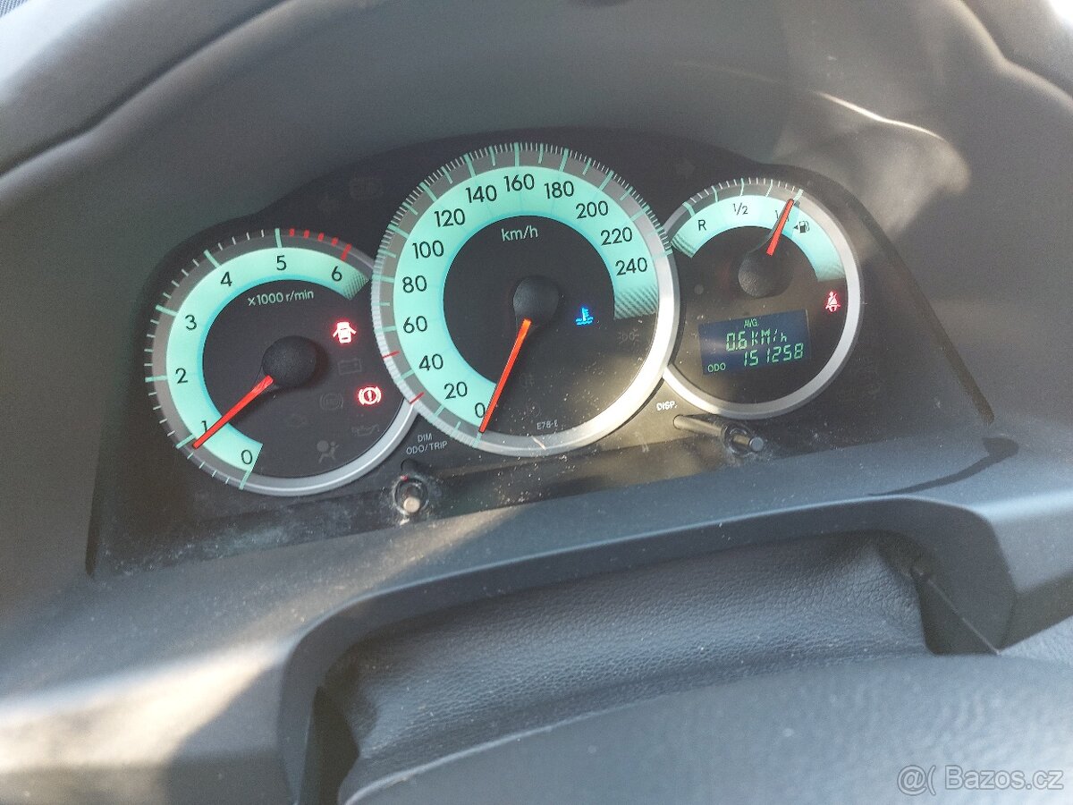 Toyota Corolla Verso, 7 míst - 7