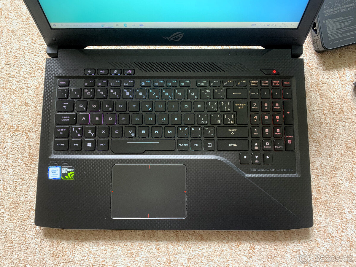 HERNÍ NOTEBOOK - Asus ROG Strix GL503 - i5-GTX - SUPER - 7