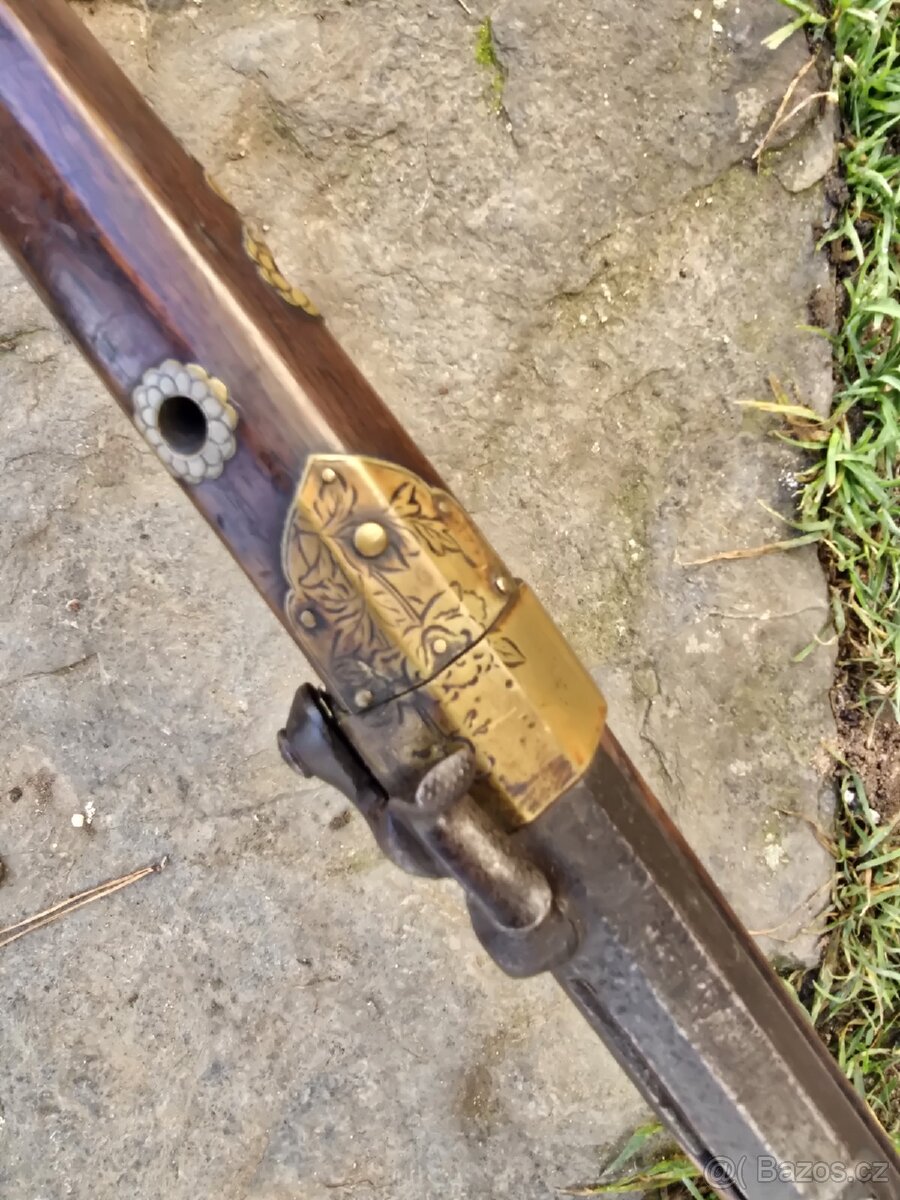 STAROŽITNÁ JAPONSKA PUŠKA - GENERÁLA - 7