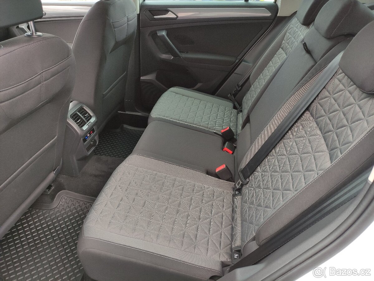 VW Tiguan DSG 4Motion FullLED KAMERA TAŽNÉ MY 22 - 7