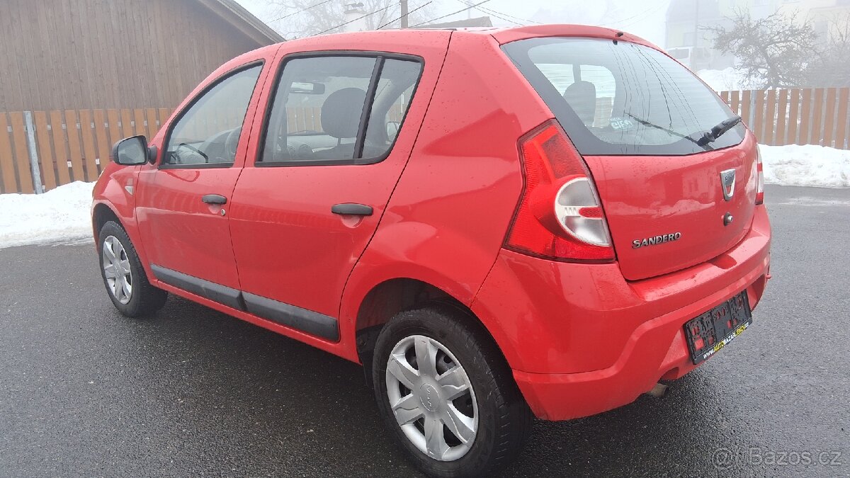 Dacia Sandero 1.2i - 7