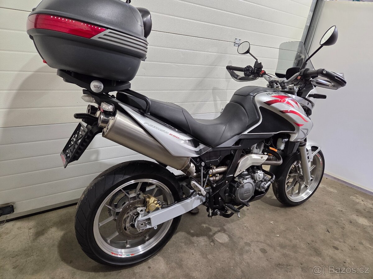 Aprilia Pegaso 650 Strada - 7