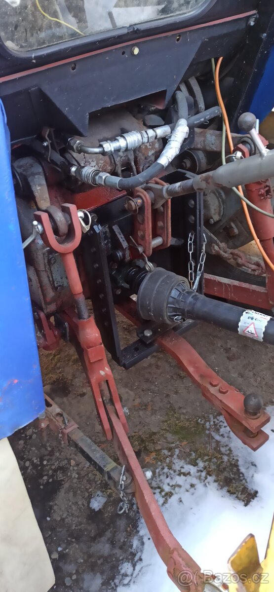 Zetor 7245 s nakladačem - 7