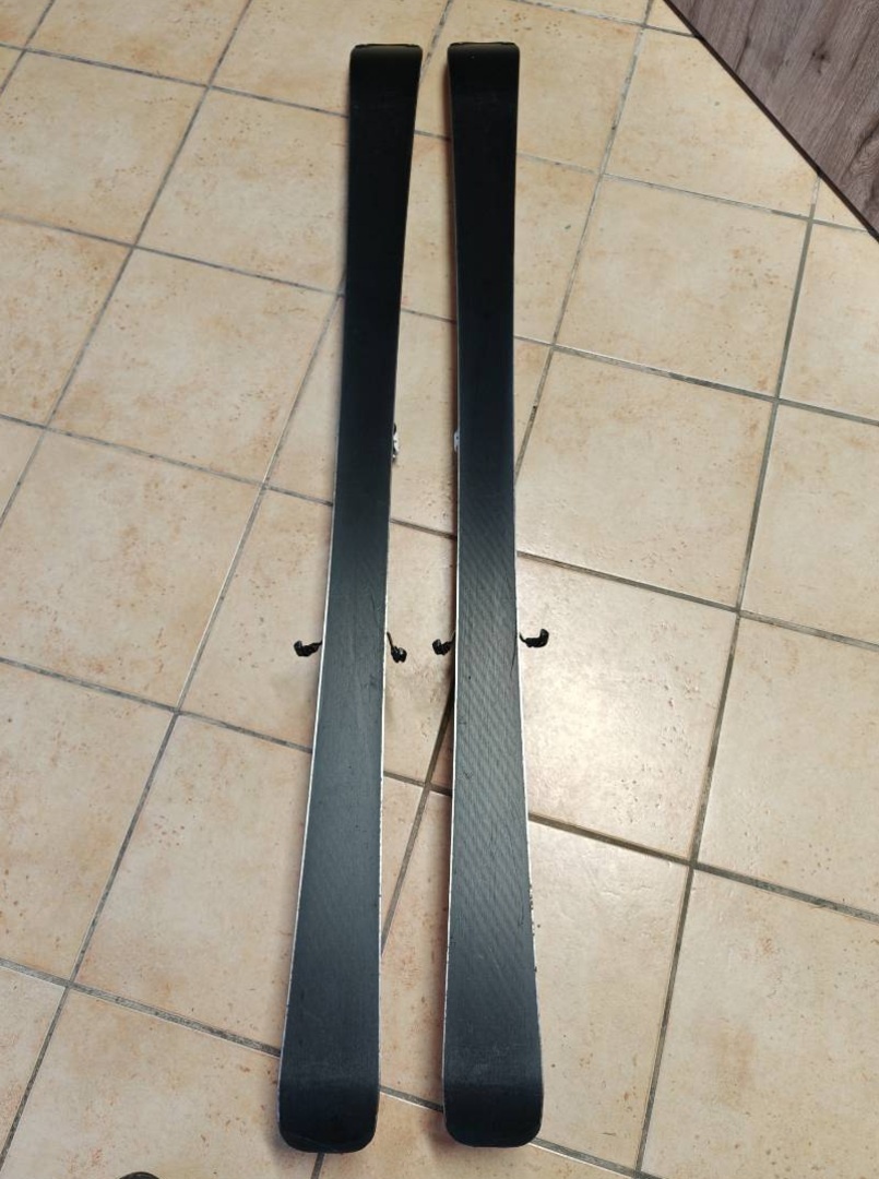 Lyže VOLKL CODE 7.4 red - 7