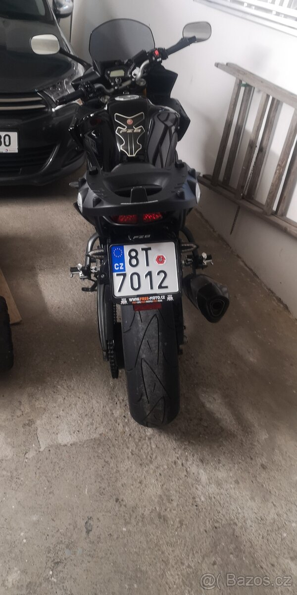 Fazer FZ8 - 7
