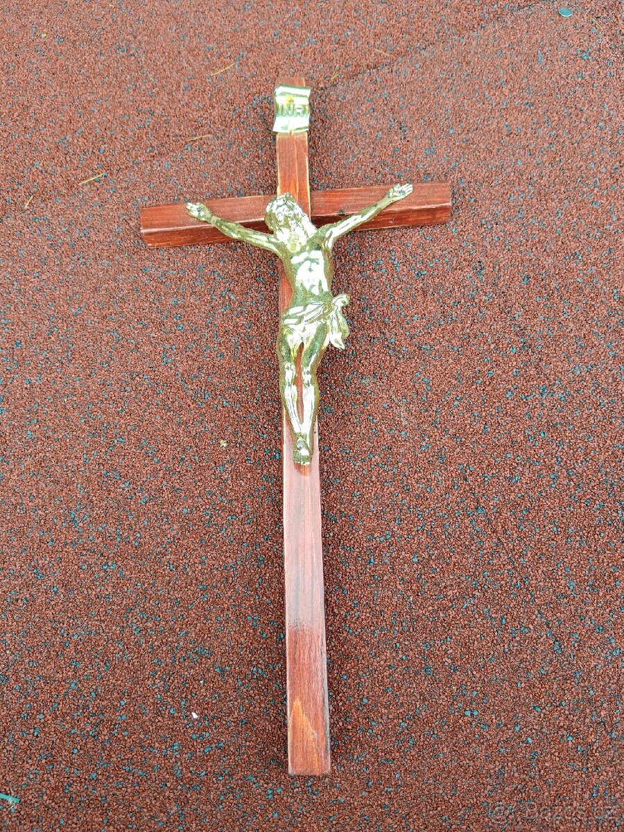 Dřevěný kříž - 7