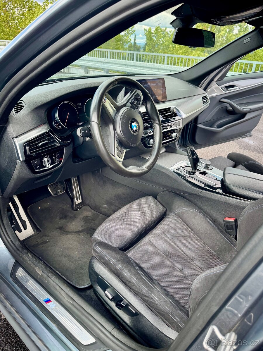 BMW G30 540i M-Paket CZ/HUD/šíbr/alcantara/keyless - 7