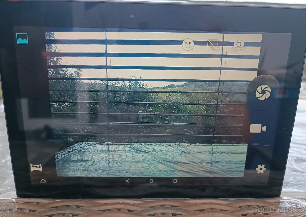 Lenovo (TB3-x70L) Tab3 / 10" / 2GB RAM /SIM - LTE / PRASKLY - 7