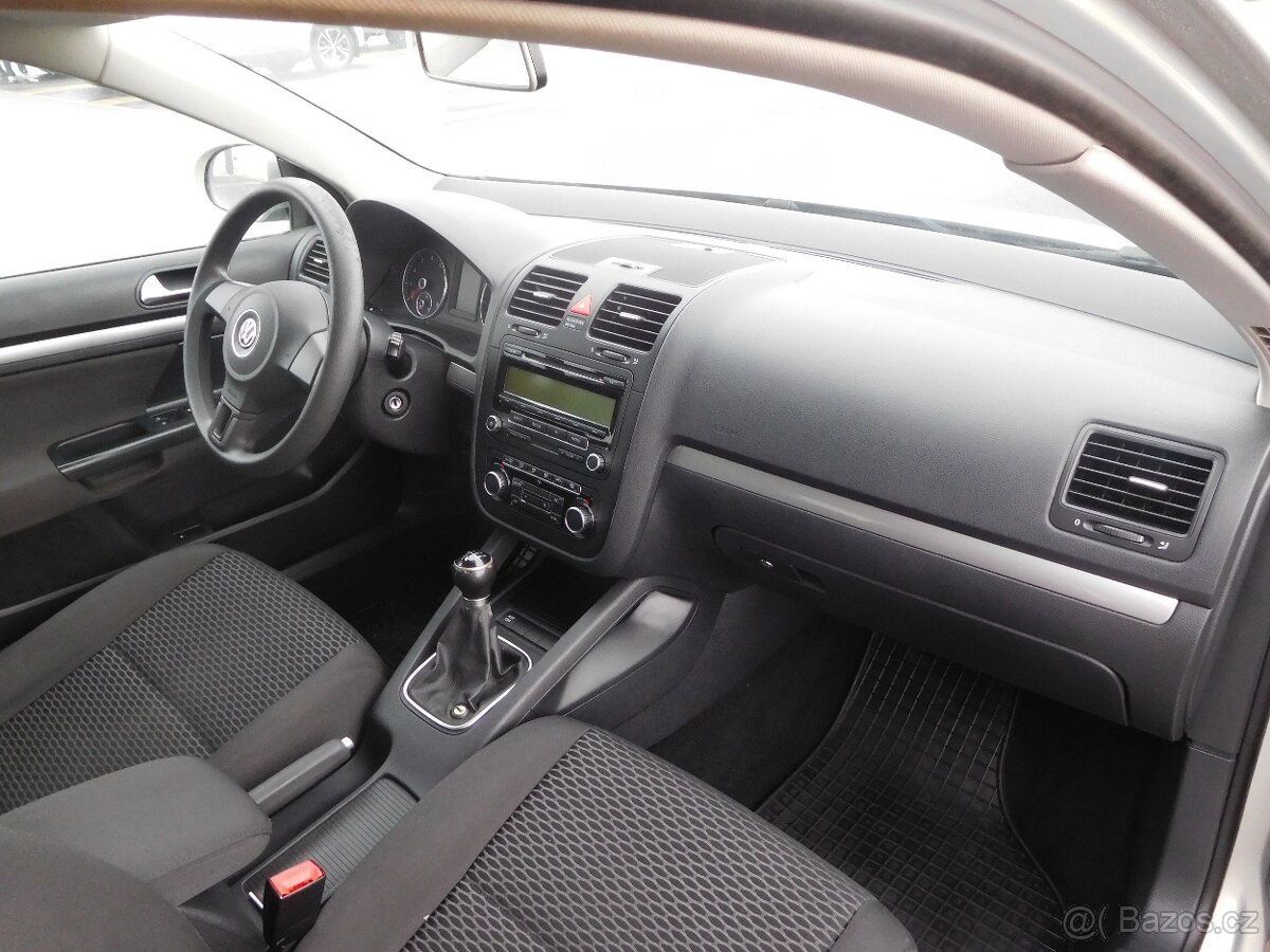 Volkswagen Jetta 1.6 MPi, 75 kW, Aut. Klima - 7